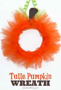 Tulle Pumpkin Wreath Tutorial